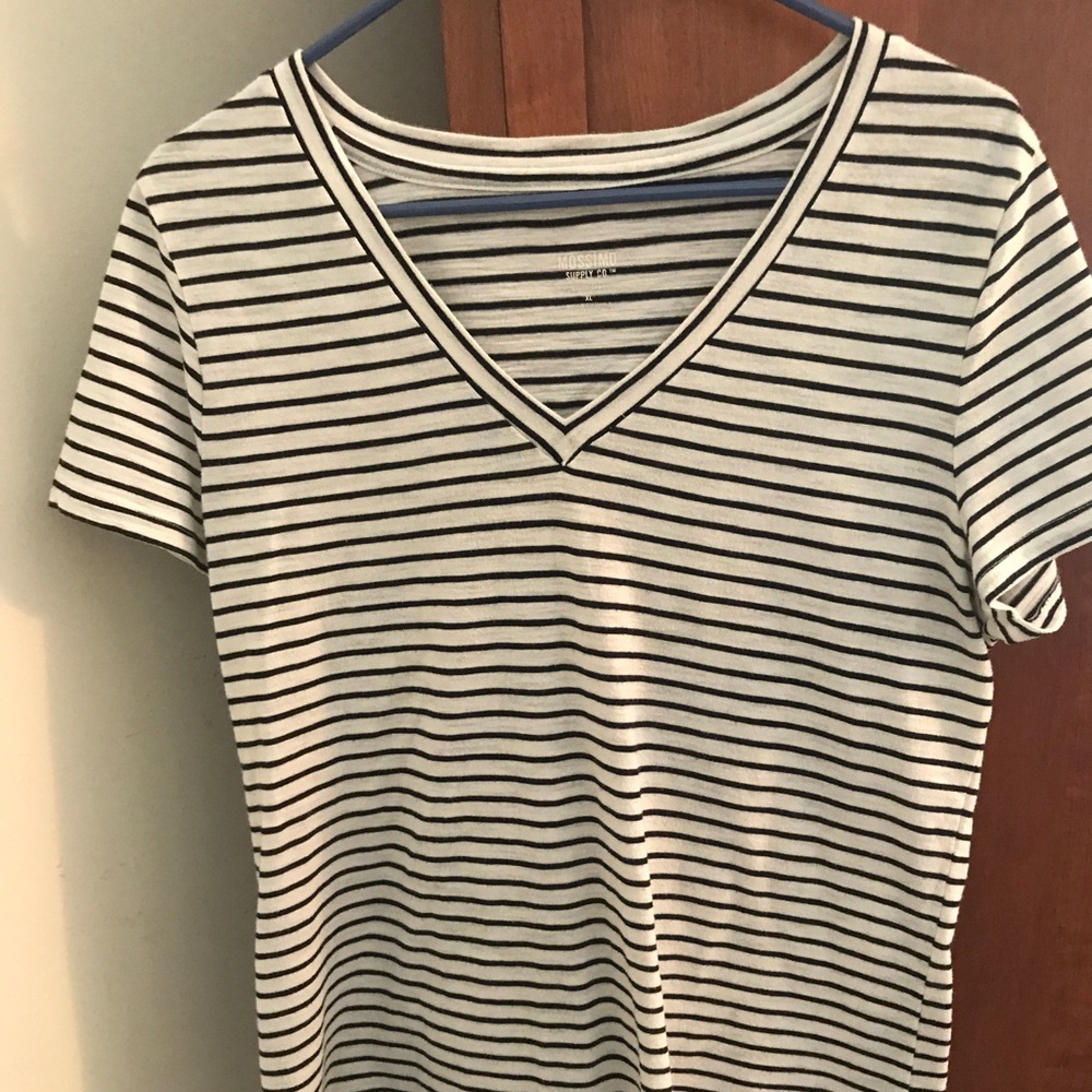 White t-shirt with black stripes. Size XL
